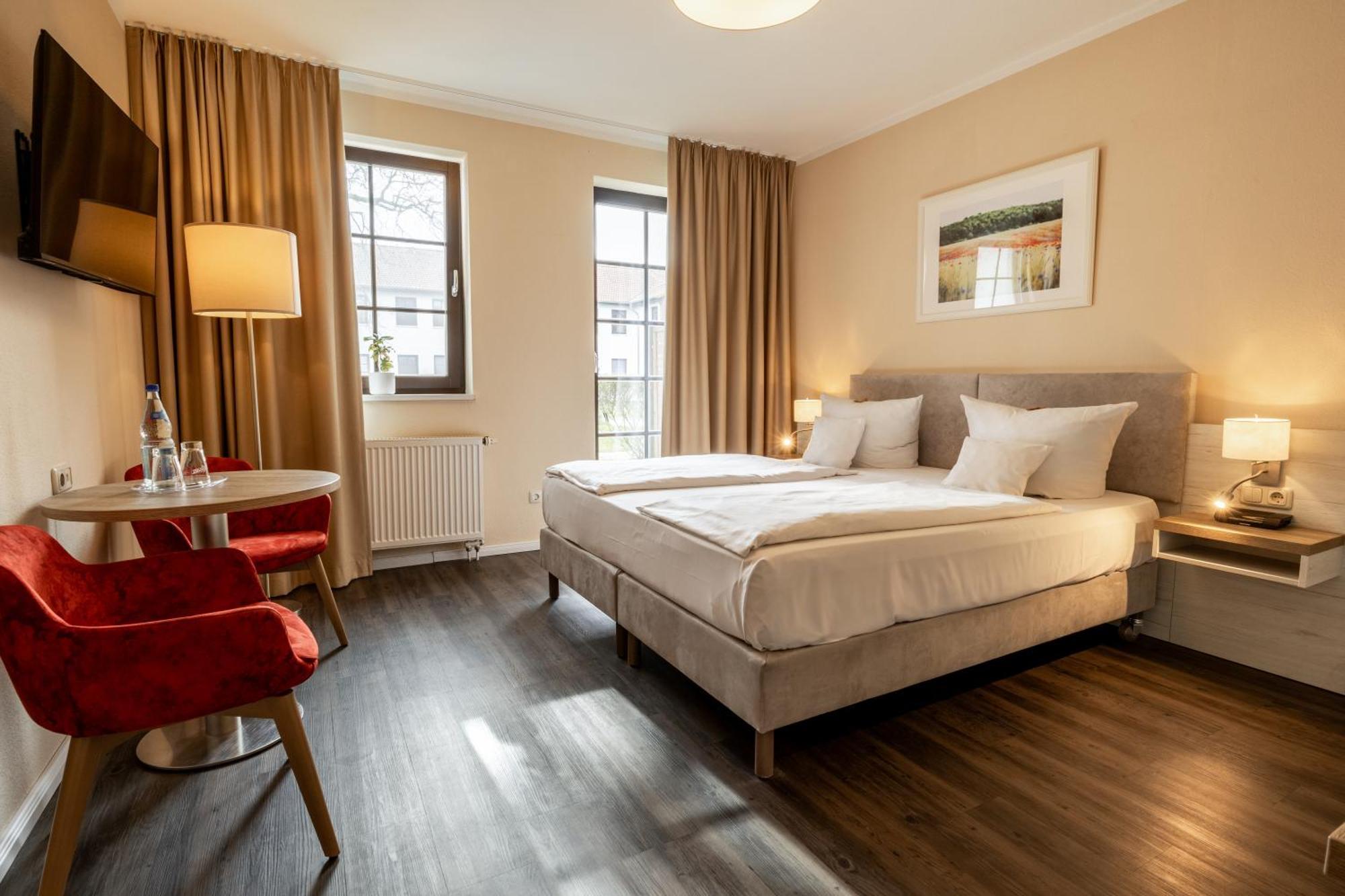 Hotel Ostseeland Росток Екстер'єр фото