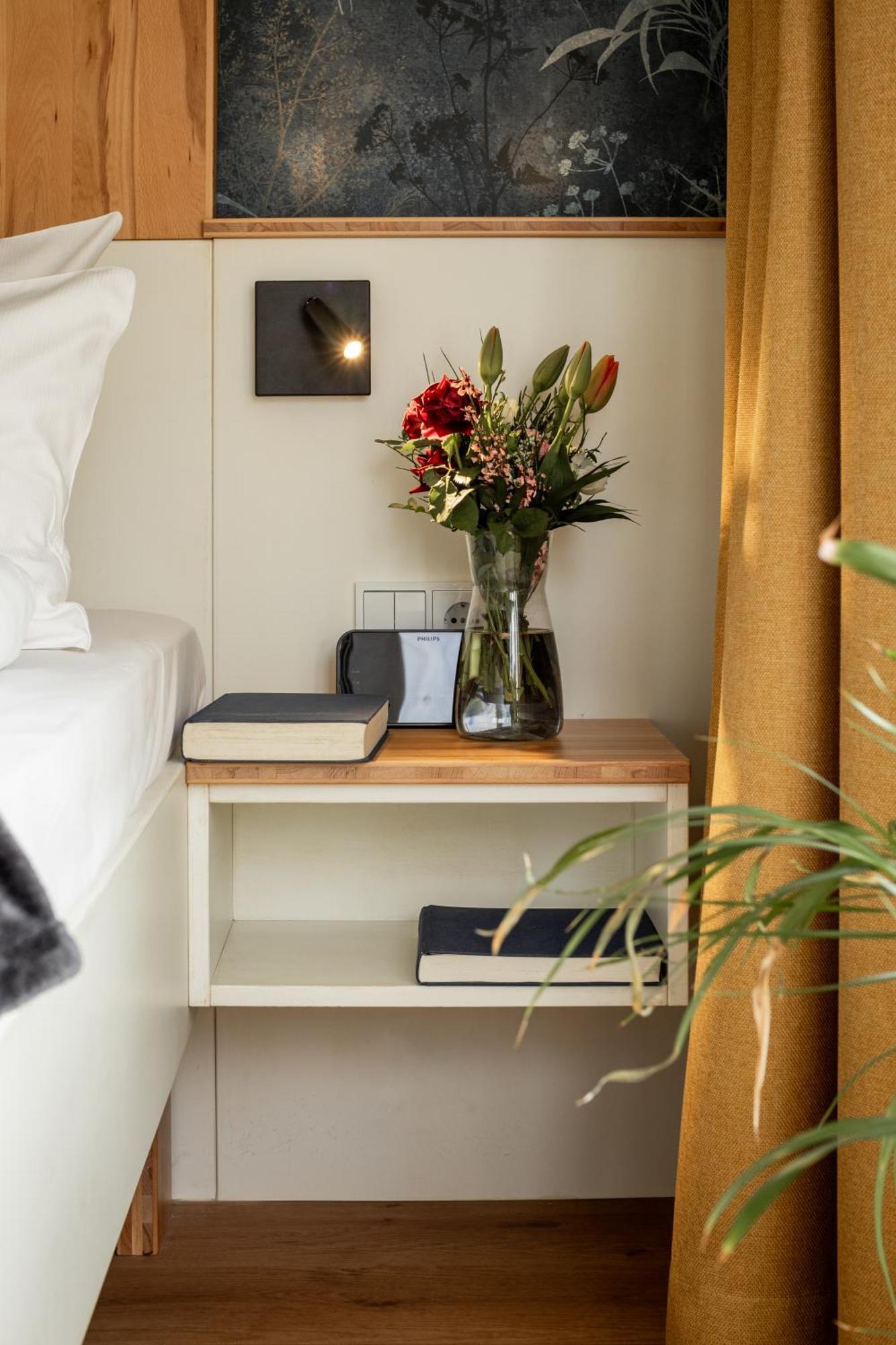 Hotel Ostseeland Росток Екстер'єр фото